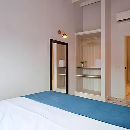 Bovedas, Aldaba Selection Apartment