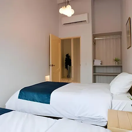 Bovedas, Aldaba Selection Apartment